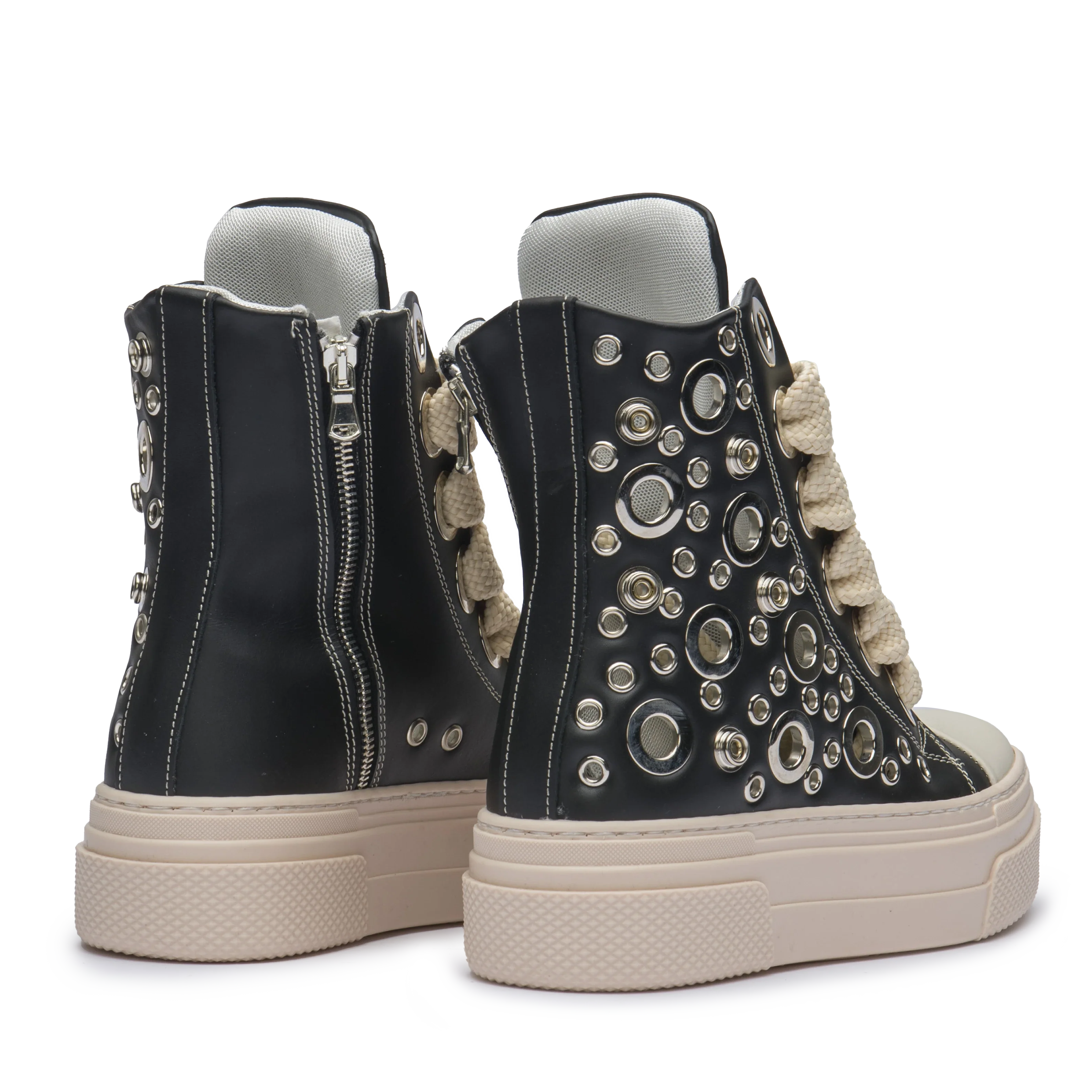 CALIPSO 300 – Black Chrome - Image 3