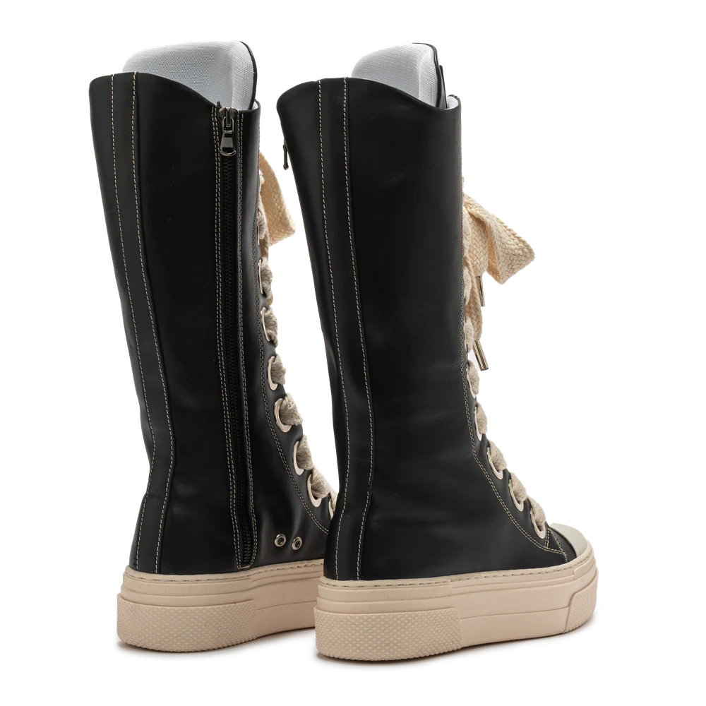 CALIPSO 900 – Classic Black Leather - Image 3