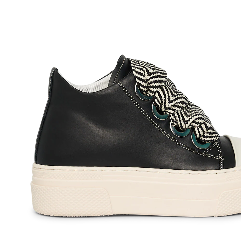 CALIPSO 200 – Black Line - Image 4