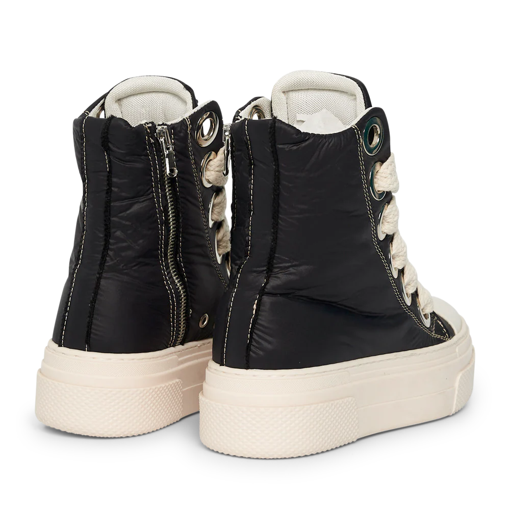 CALIPSO 300 – Neon Black - Image 3